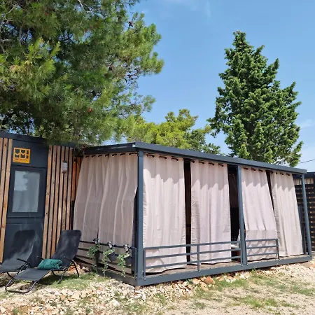 Holiday home Ella Mobile Privlaka (Zadar)