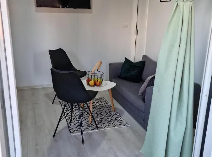 Σπίτι διακοπών Ella Mobile Privlaka (Zadar)