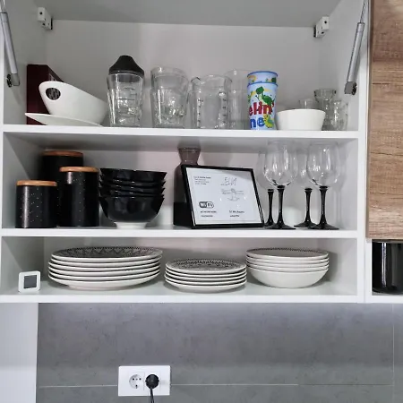 Ella Mobile Nyaraló