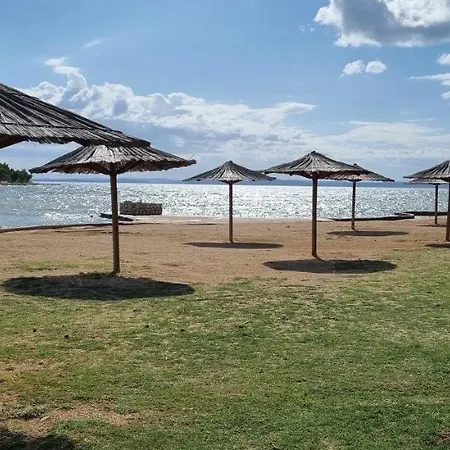 Ella Mobile Nyaraló